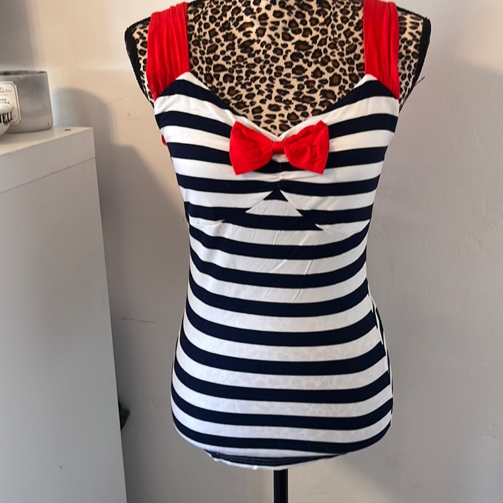 NWT New vintage fun patriotic/sailor top